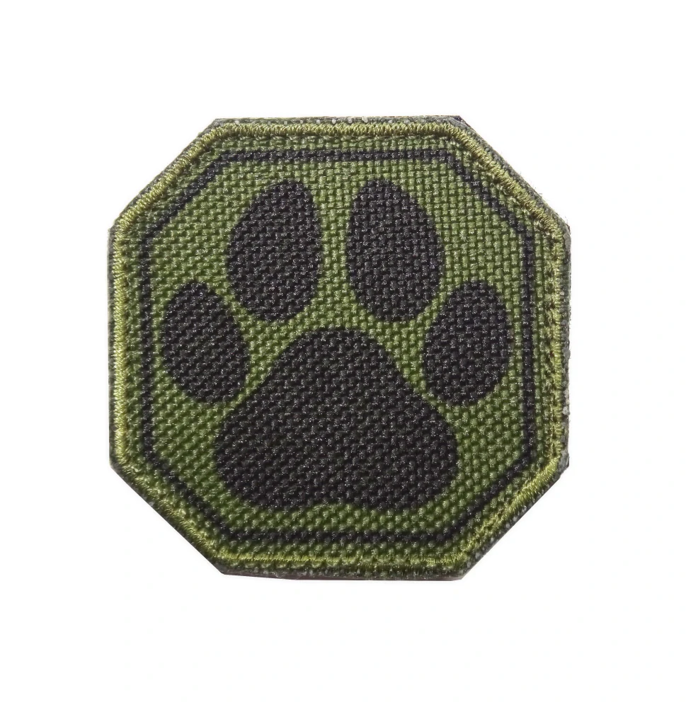 Nášivka mini psí tlapka oliv green