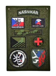 Nášivkář, patchboard A4 oliv